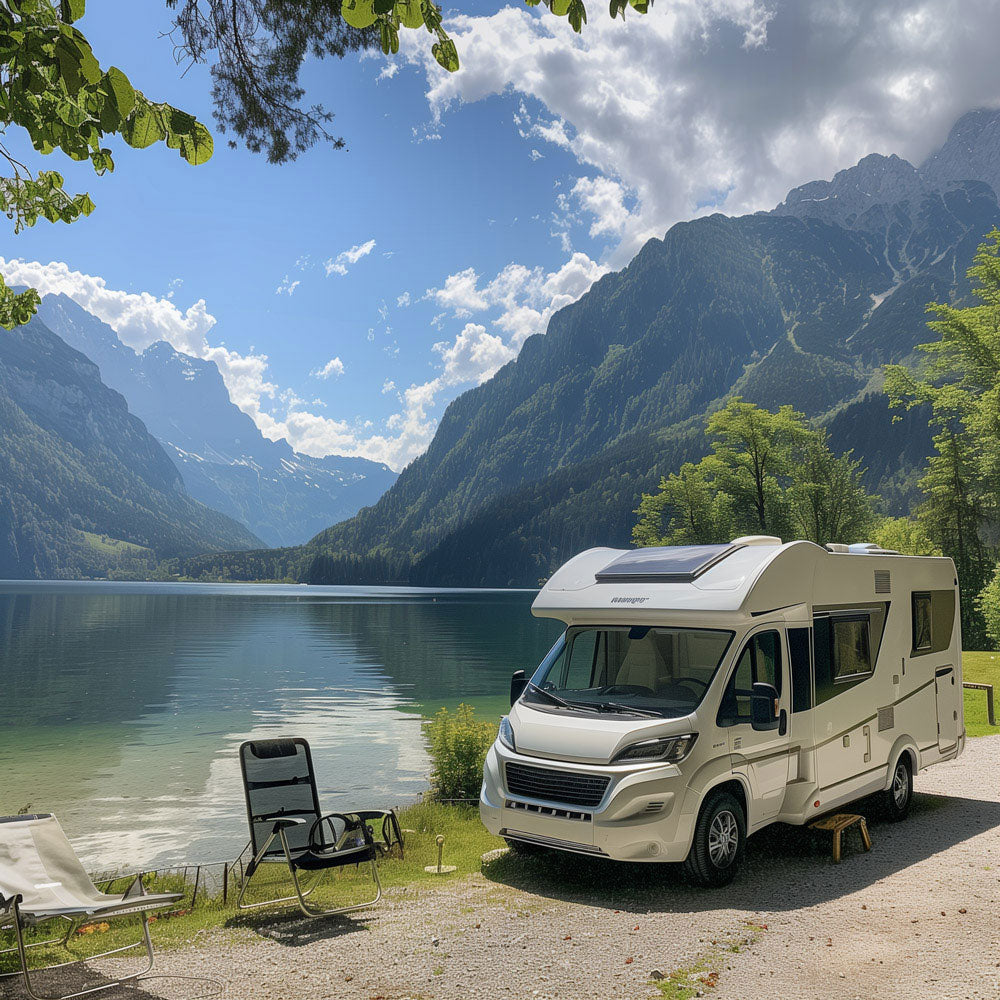 Wohnmobil am Königssee mit Alpenpanorama